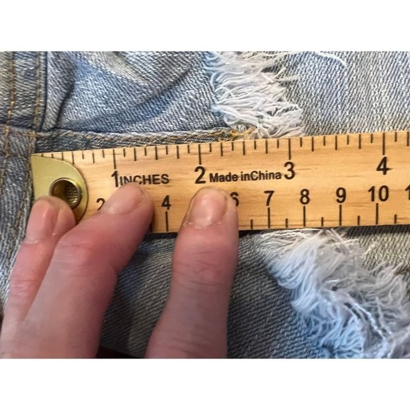 Jou Jou Premium Denim Women's Shorts Size 3/4 Light Wash, High Rise, Fringe Hem - Picture 9 of 9